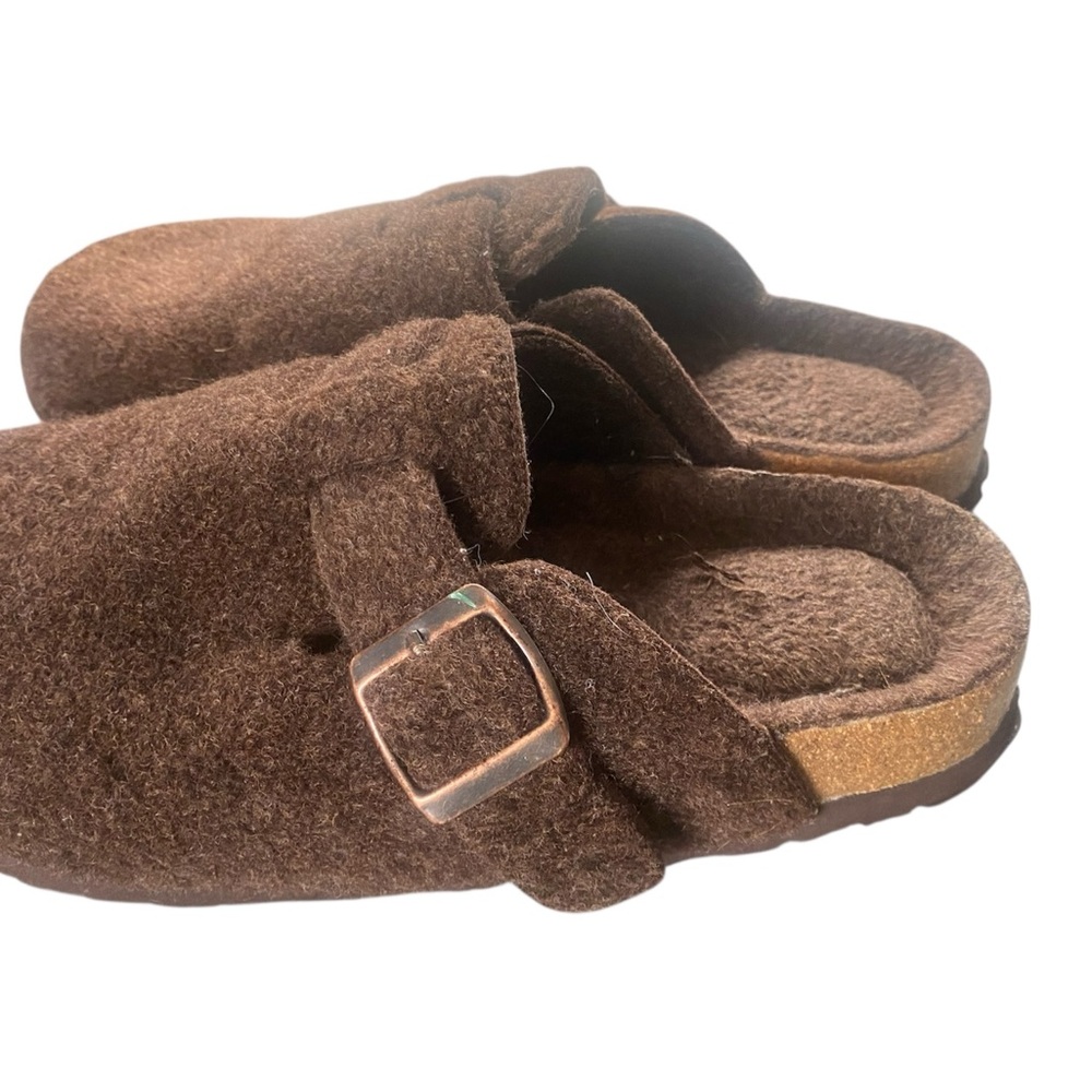 Cushionaire Brown Wool Clogs with Buckle - Picture 3 of 5